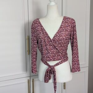 No Comment NYLA Floral Cropped Faux Wrap Top Large